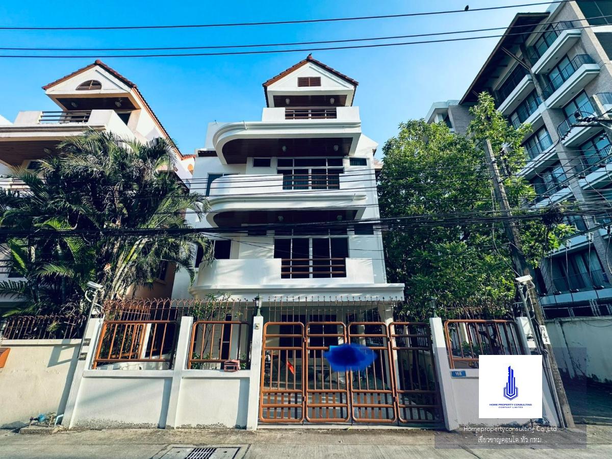 House in Soi Sukhumvit 31 area (บ้านเดี่ยว ซอยสุขุมวิท 31)