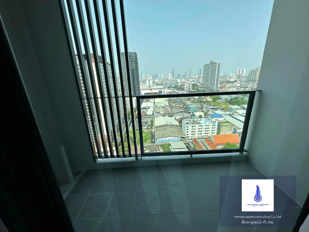 Altitude Unicorn Sathorn-Tha Phra (อัลติจูด ยูนิคอร์น สาทร-ท่าพระ )