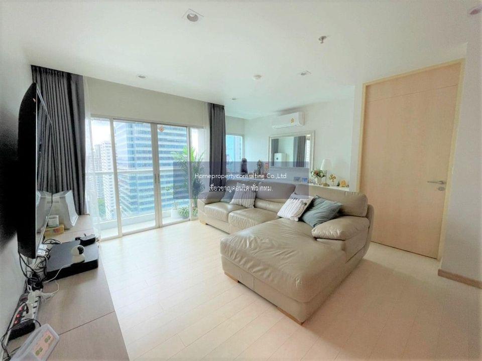 Silom Suite (สีลม สวีท)