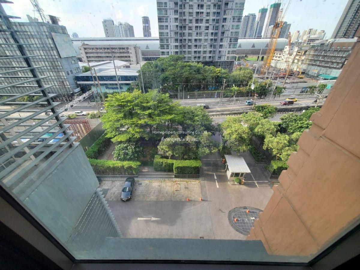 Villa Asoke (วิลล่า อโศก)