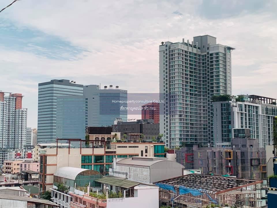 :Ratchada City Condo