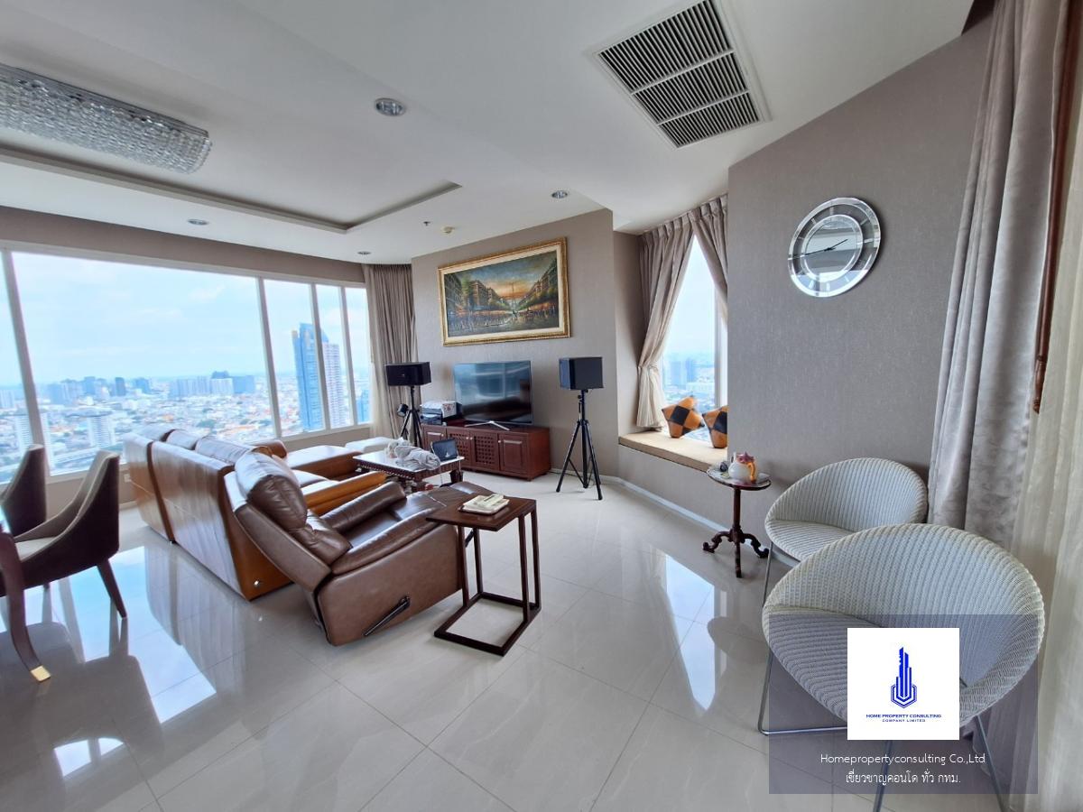 ขายคอนโด Super Luxury Menam Residences แม่น้ำ เรสซิเดนท์ วิวแม่น้ำเจ้าพระยา ชั้นสูง 34 ห่างสถานีสะพานตากสินเพียง 1.6 กม. พื้นที่ใช้สอย 139.31 ตร.ม. ขนาด 3 ห้องนอน 2 ห้องน้ำ 