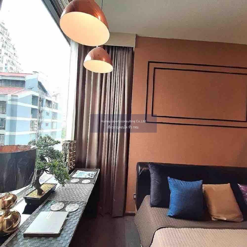 Edge Sukhumvit 23