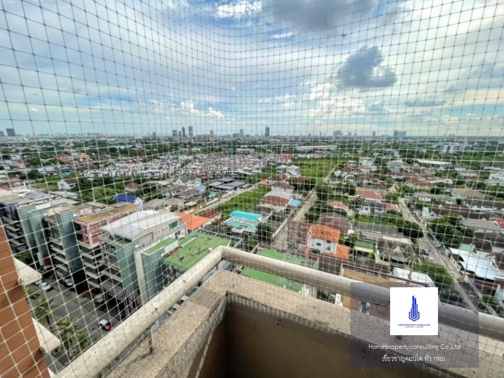 ริเวียร่า อัพ คอนโดมิเนียม (Riviera Up Condominium)