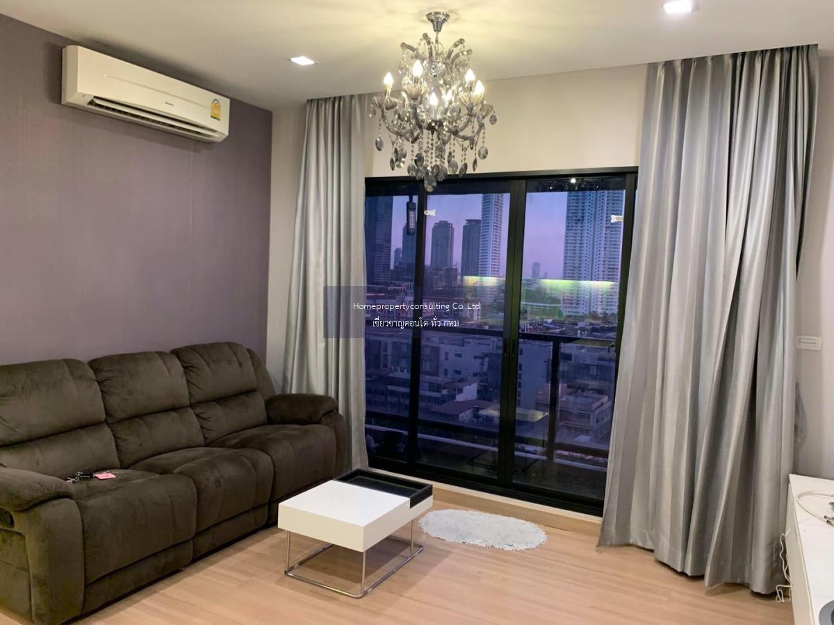  Urbano Absolute Sathorn-Taksin