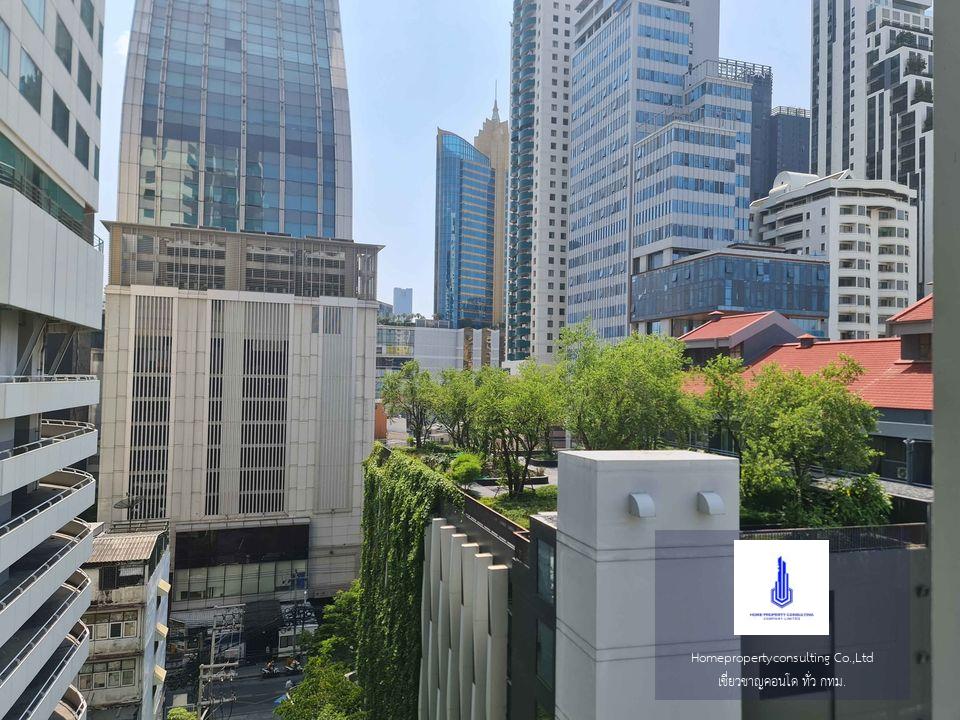 Edge Sukhumvit 23 (เอดจ์ สุขุมวิท 23)