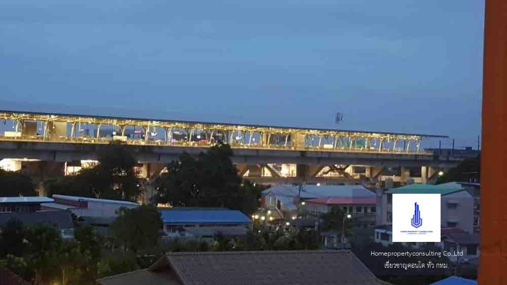 Lumpini Place Srinakarin - Huamak Station (ลุมพินี เพลส ศรีนครินทร์-หัวหมาก สเตชั่น)