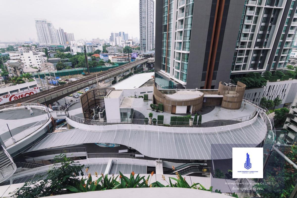 Sky Walk Condominium (สกายวอล์ค คอนโดมิเนียม)