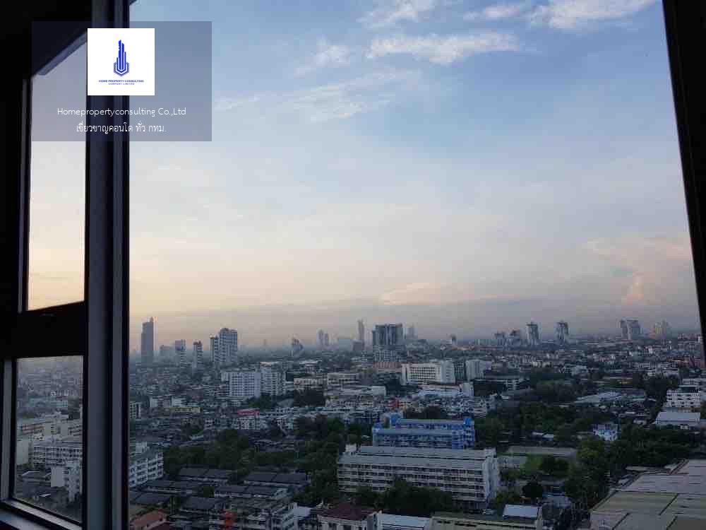 Aspire Sathorn - Taksin (แอสไพร์ สาทร-ตากสิน)