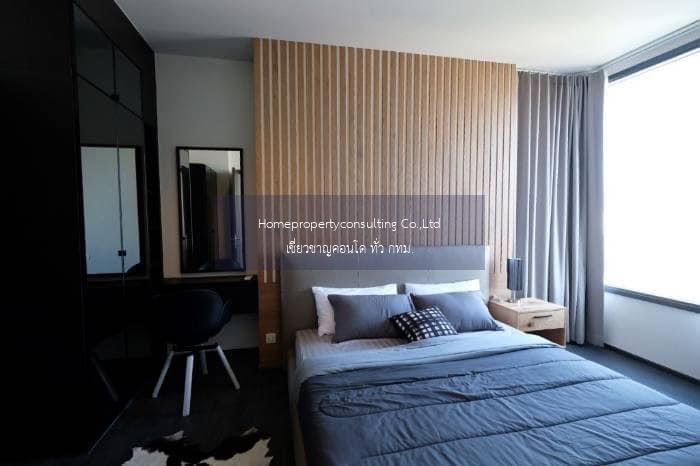 Edge Sukhumvit 23