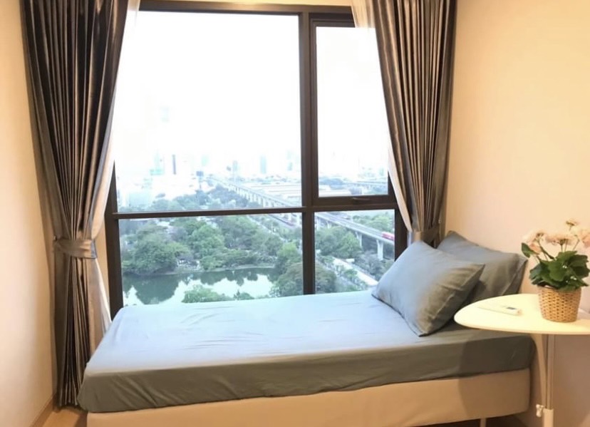 Lumpini Suite Petchburi-Makkasan