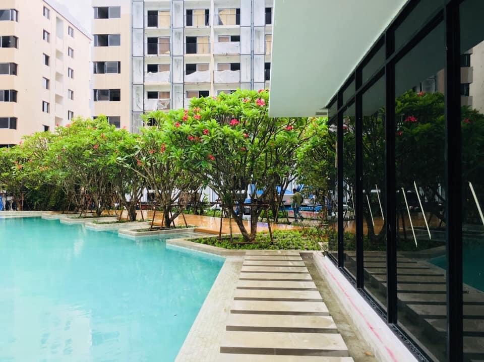 Blossom Condo @ Sathorn - Charoenrat (บลอสซั่ม คอนโด สาทร-เจริญราษฎร์)