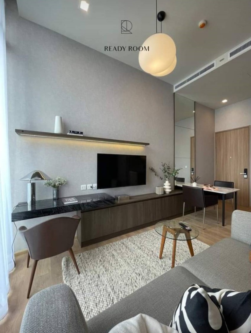 Noble Around Sukhumvit 33 (โนเบิล อราวน์ สุขุมวิท 33)