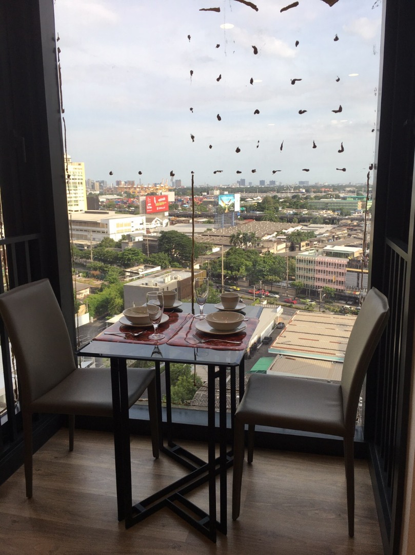 Oka Haus Sukhumvit 36 (โอกะ เฮ้าส์ สุขุมวิท 36)