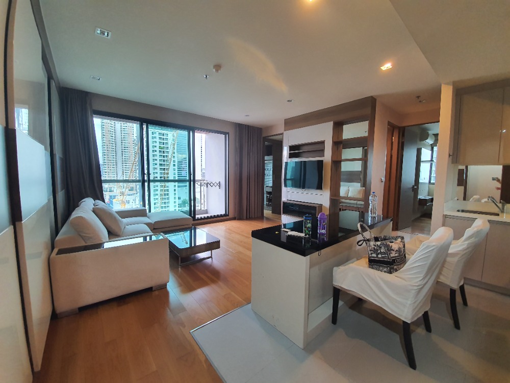 The Address Sathorn (ดิ แอดเดรส สาทร)