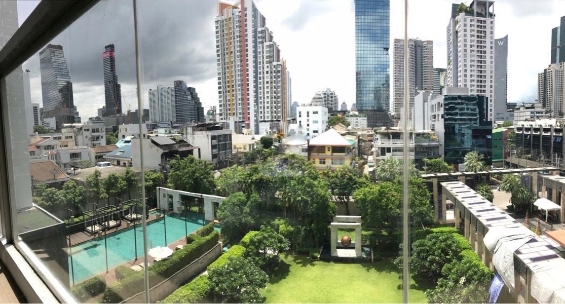 The Address Sathorn (ดิ แอดเดรส สาทร)