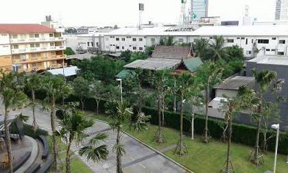 Lumpini Place Srinakarin - Huamak Station (ลุมพินี เพลส ศรีนครินทร์-หัวหมาก สเตชั่น)