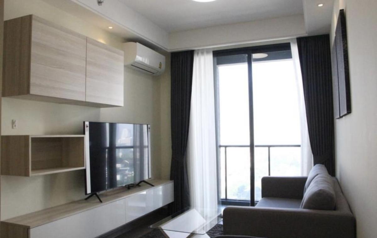 Regal Condo (รีเกิล คอนโด)