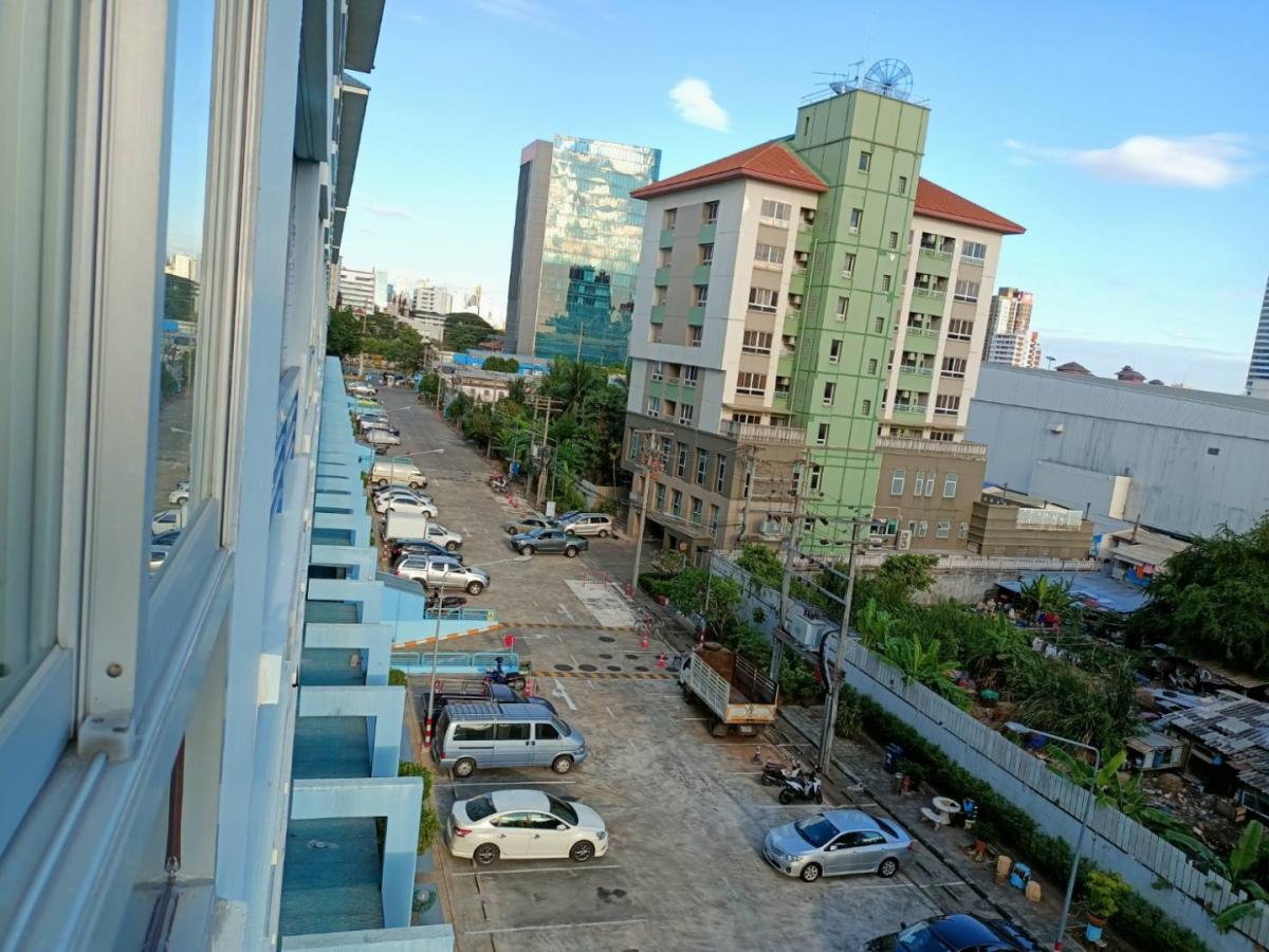 Lumpini Place Sathorn (ลุมพินี เพลส สาทร)