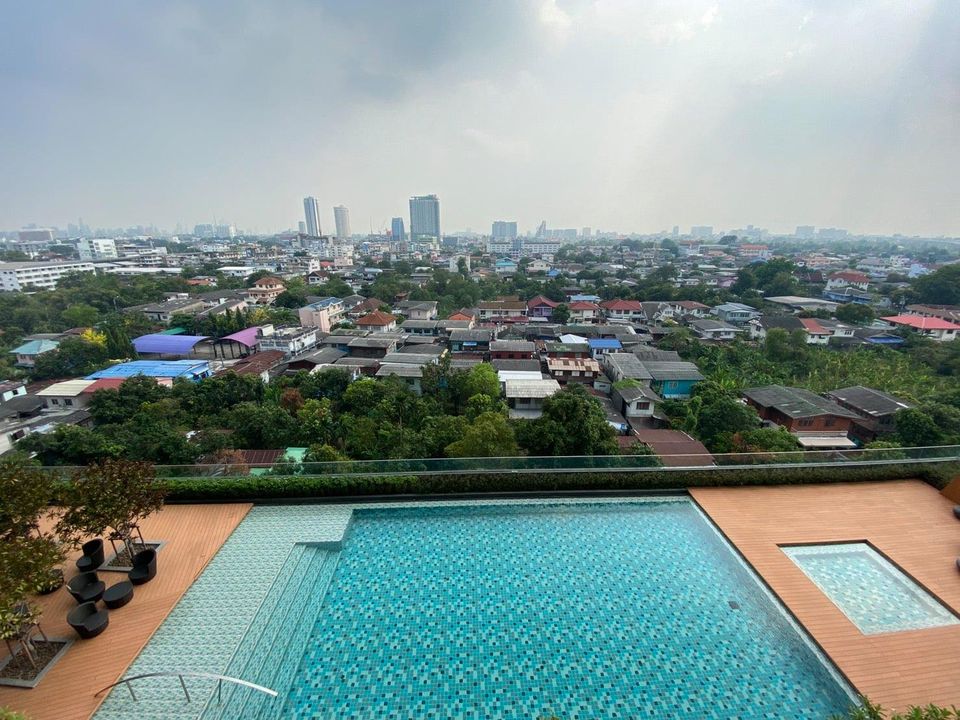 The Tree RIO Bang - Aor Station (เดอะ ทรี ริโอ้ บางอ้อ สเตชั่น)