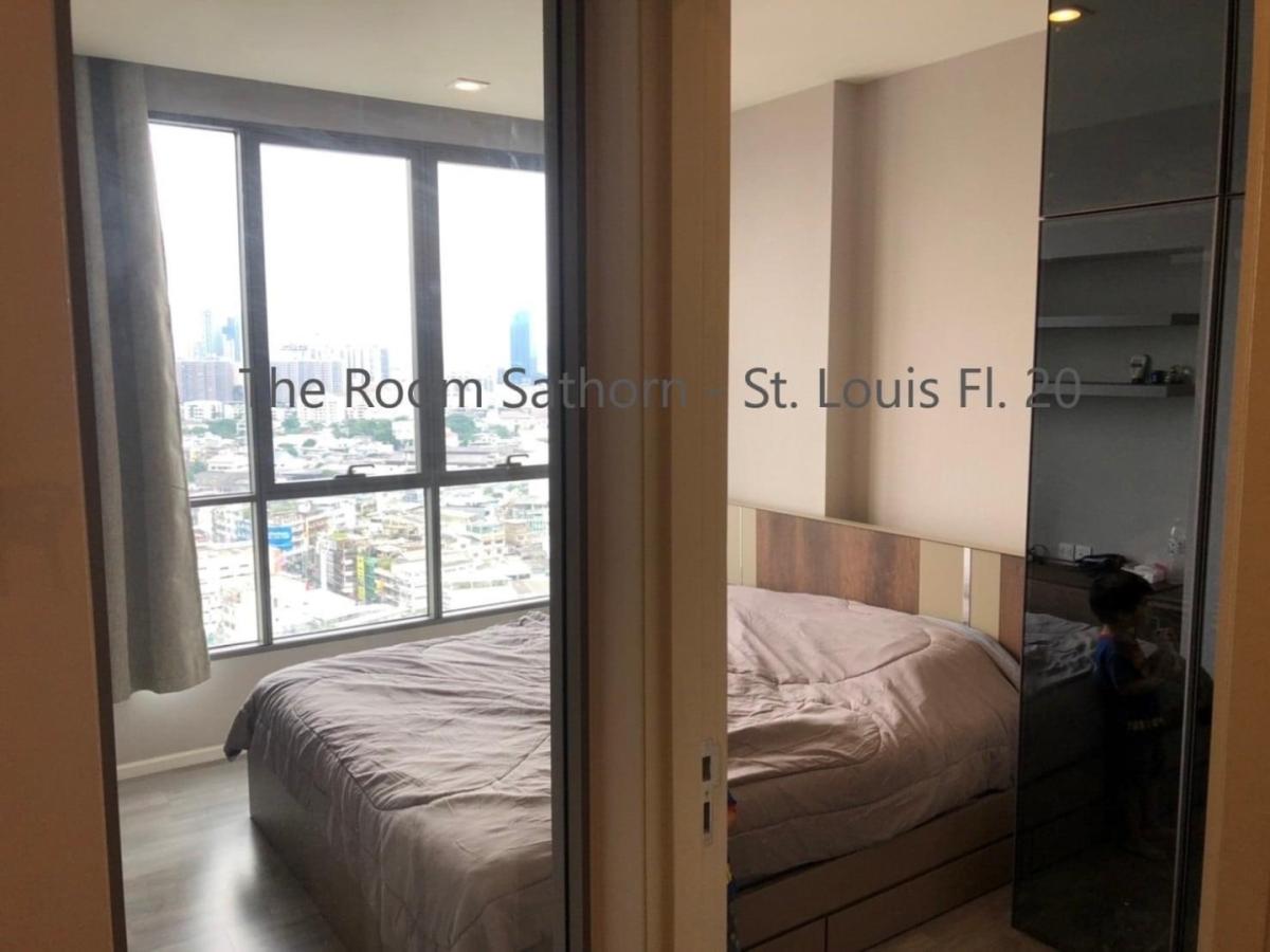 The Room Sathorn - St.Louis (เดอะรูม สาทร-เซนต์หลุยส์)