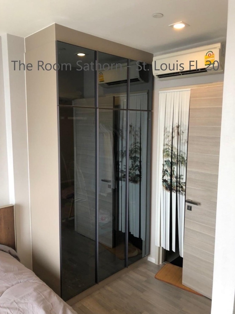 The Room Sathorn - St.Louis (เดอะรูม สาทร-เซนต์หลุยส์)