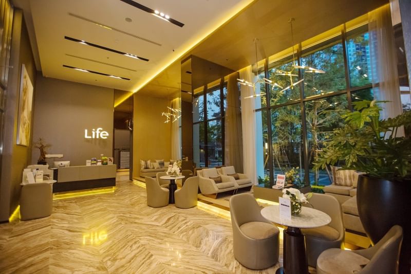 Life Sukhumvit 48