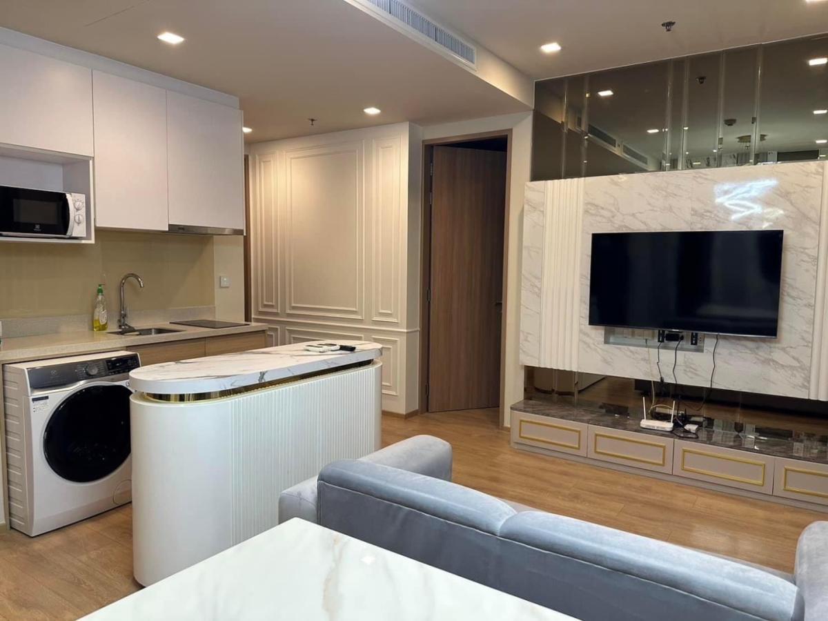 Noble Around Sukhumvit 33 (โนเบิล อราวน์ สุขุมวิท 33)