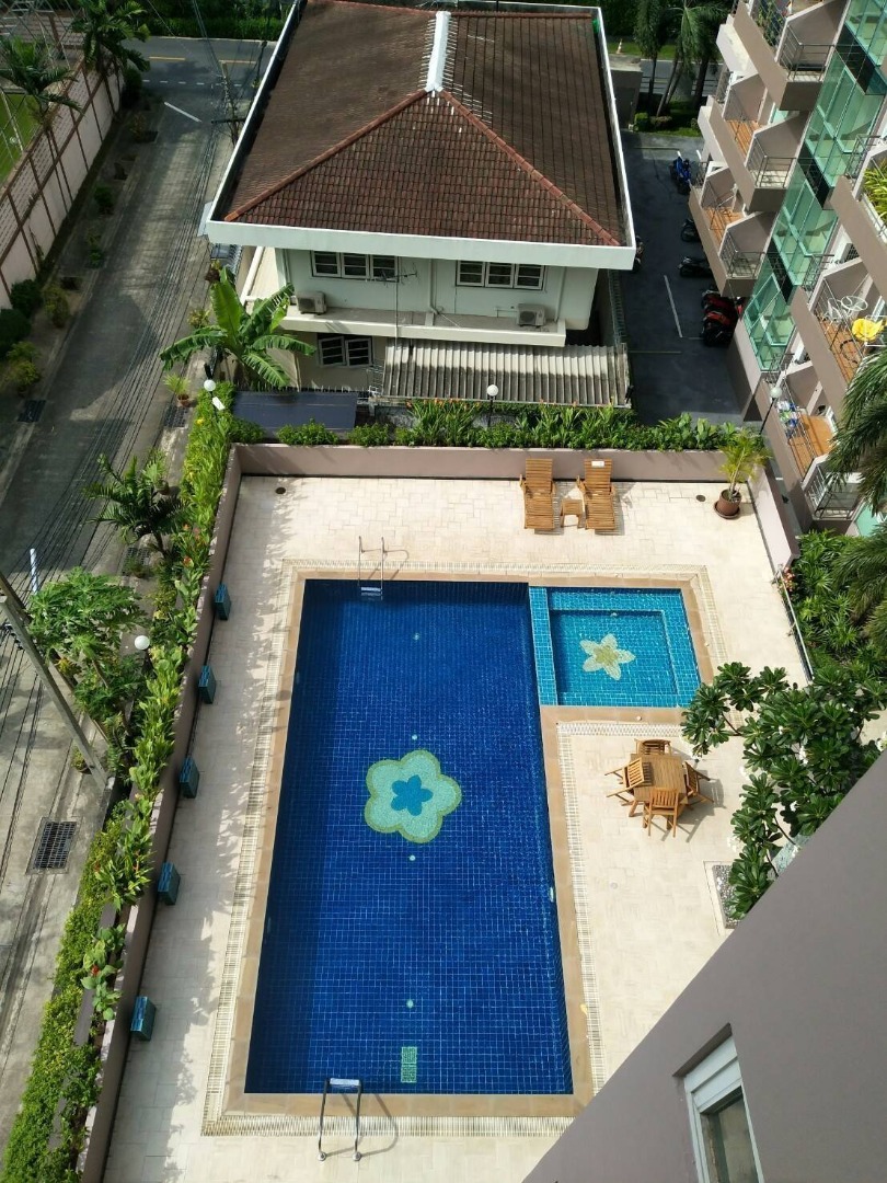 Serene Place Sukhumvit 24 (เซเรเน่ เพลส สุขุมวิท 24)