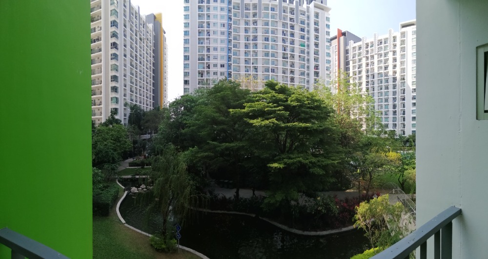 The Parkland Srinakarin (เดอะ พาร์คแลนด์ ศรีนครินทร์)