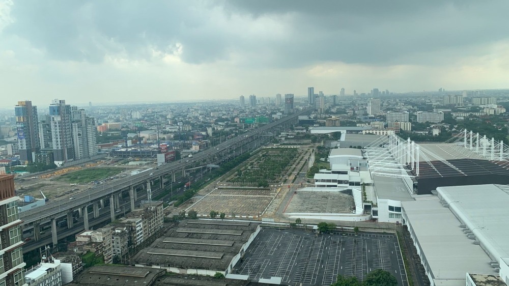 The Coast Bangkok ( เดอะ โคสต์ แบงค็อก )