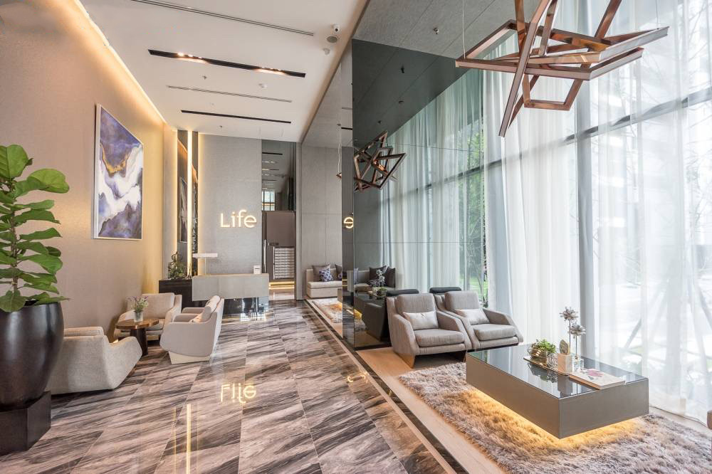 Life Sukhumvit 48 (ไลฟ์ สุขุมวิท 48)