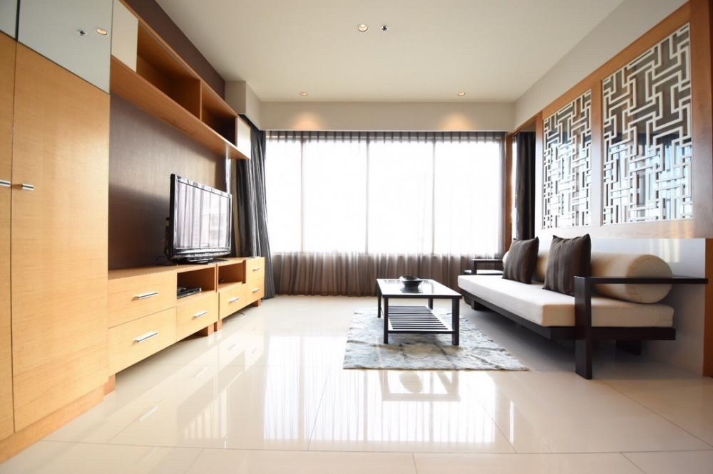 The Emporio Place Sukhumvit24 (ดิ เอ็มโพริโอเพลส สุขุมวิท24)