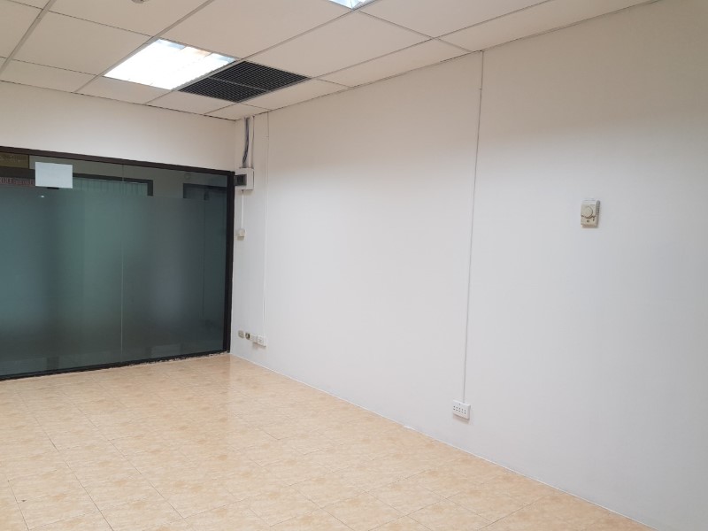 Office for rent, Sukhumvit Soi 4