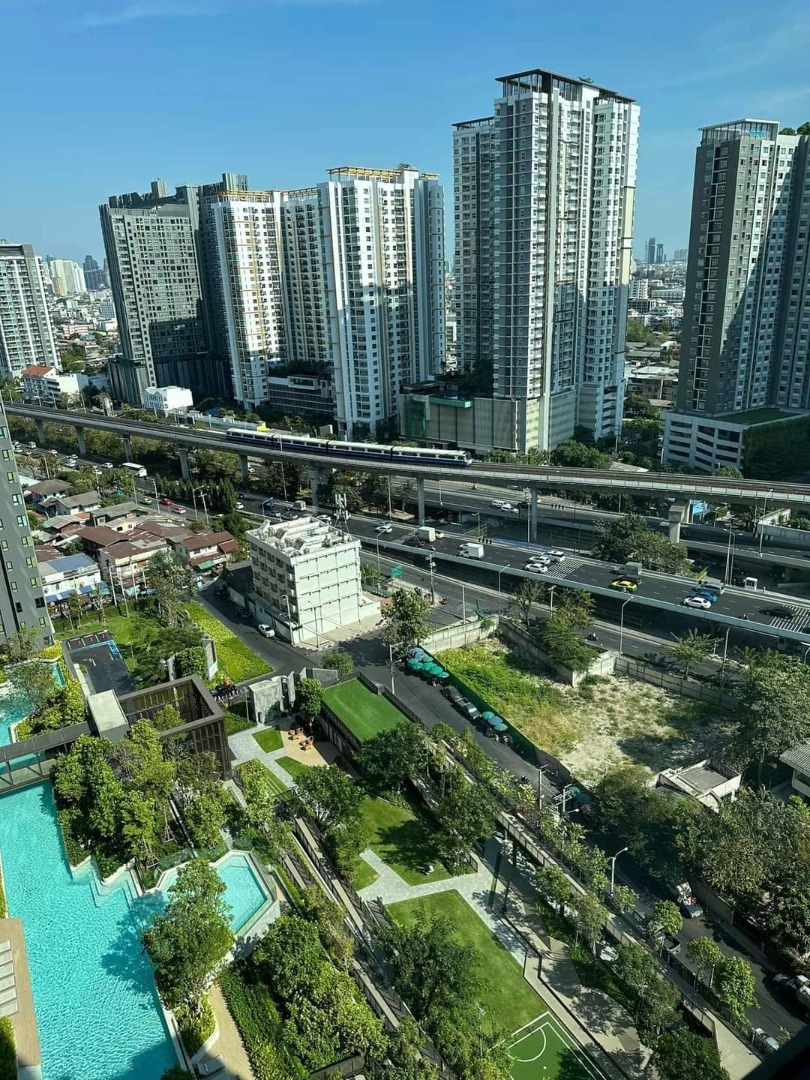 Life Sathorn Sierra คอนโด ไลฟ์ สาทร เซียร์รา