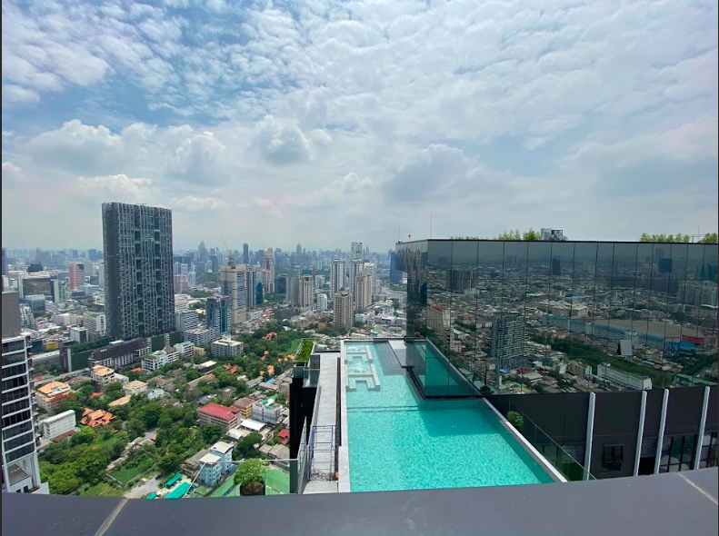 Knightsbridge Prime Sathorn