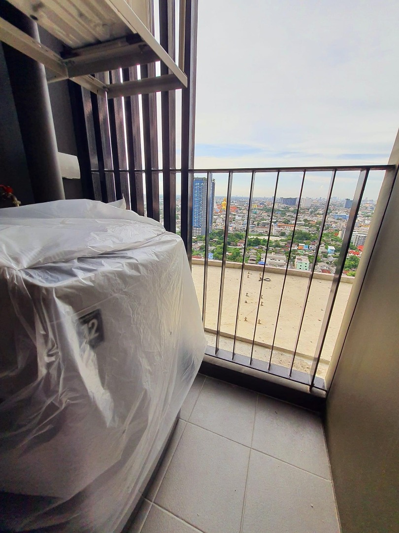 Altitude Unicorn Sathorn Tha Phra อัลติจูด ยูนิคอร์น สาทร – ท่าพระ