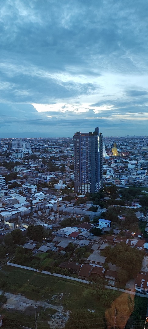  อัลติจูด ยูนิคอร์น สาทร-ท่าพระ (Altitude Unicorn Sathorn-Tha Phra)