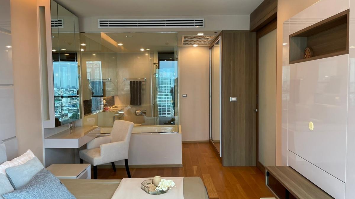 ดิ แอดเดรส สาทร (The Address Sathorn)