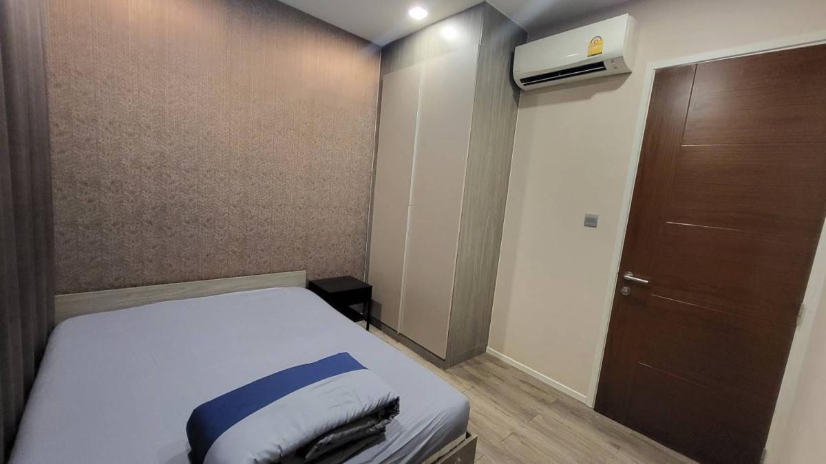 BROWN CONDO RATCHADA 32 (บราวน์ คอนโด รัชดา 32)