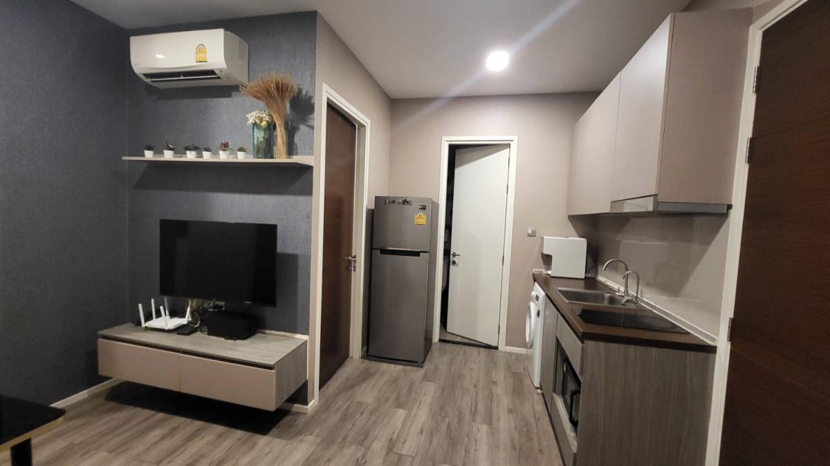 BROWN CONDO RATCHADA 32 (บราวน์ คอนโด รัชดา 32)