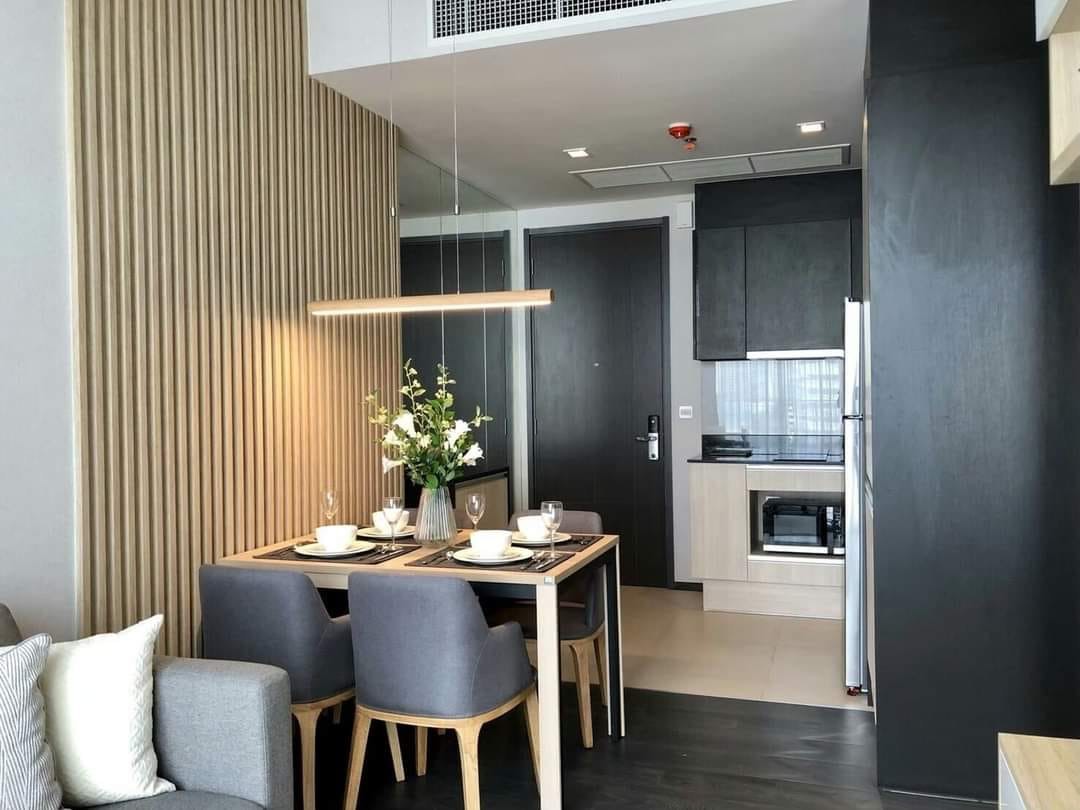 Edge Sukhumvit 23 (เอดจ์ สุขุมวิท 23)