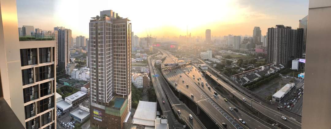  Chewathai Residence Asoke (ชีวาทัย เรสซิเดนซ์ อโศก)