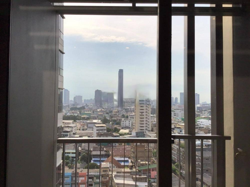  The room Sathorn - TanonPun(เดอะรูม สาทร - ถนนปั้น)