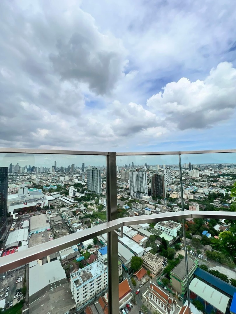  Altitude Unicorn Sathorn - Thapra ( อัลติจูด ยูนิคอร์น สาธร-ท่าพระ)