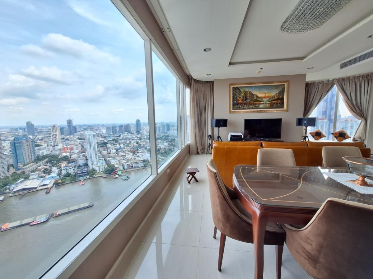 ขายคอนโด Super Luxury Menam Residences แม่น้ำ เรสซิเดนท์ วิวแม่น้ำเจ้าพระยา ชั้นสูง 34 ห่างสถานีสะพานตากสินเพียง 1.6 กม. พื้นที่ใช้สอย 139.31 ตร.ม. ขนาด 3 ห้องนอน 2 ห้องน้ำ 