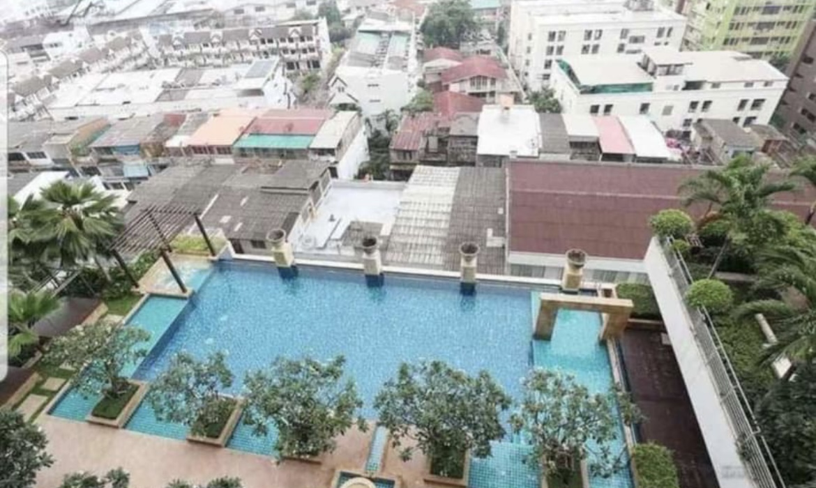 Le Luk Condominium (เลอลักซ์ คอนโดมิเนียม)