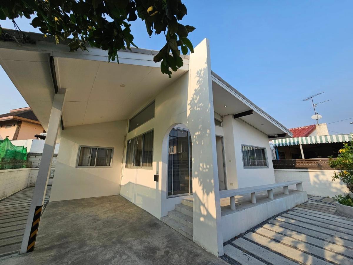 Single House Minimal Style Soi Senanikom 1 Soi 25(บ้านเดี่ยว สไตล์มินิมอล ซ.เสนานิคม1ซอย25)